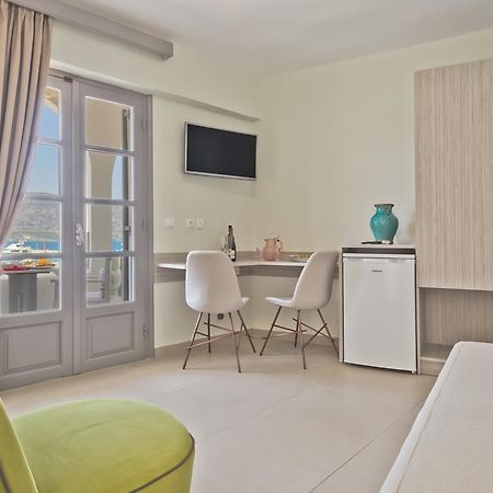 Nereus Luxurious Suites Kárpathos Eksteriør billede